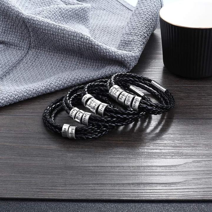 Bracelet Tressé Avec 1 à 4 Perles Et Gravure Prénom Chris
