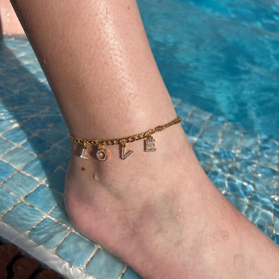 Chaine de Cheville Initiale Strass Unisexe - 1 à 8 lettres Chris