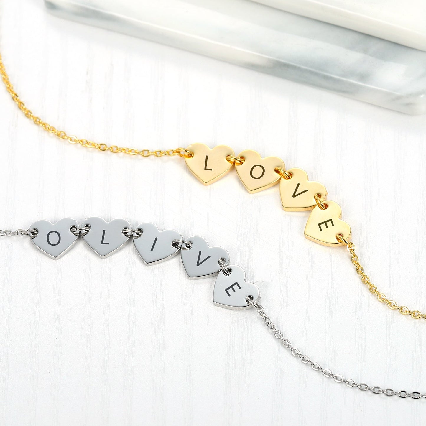 Collier Initiale Coeur Personnalisé - 1 à 8 Initiales Chris