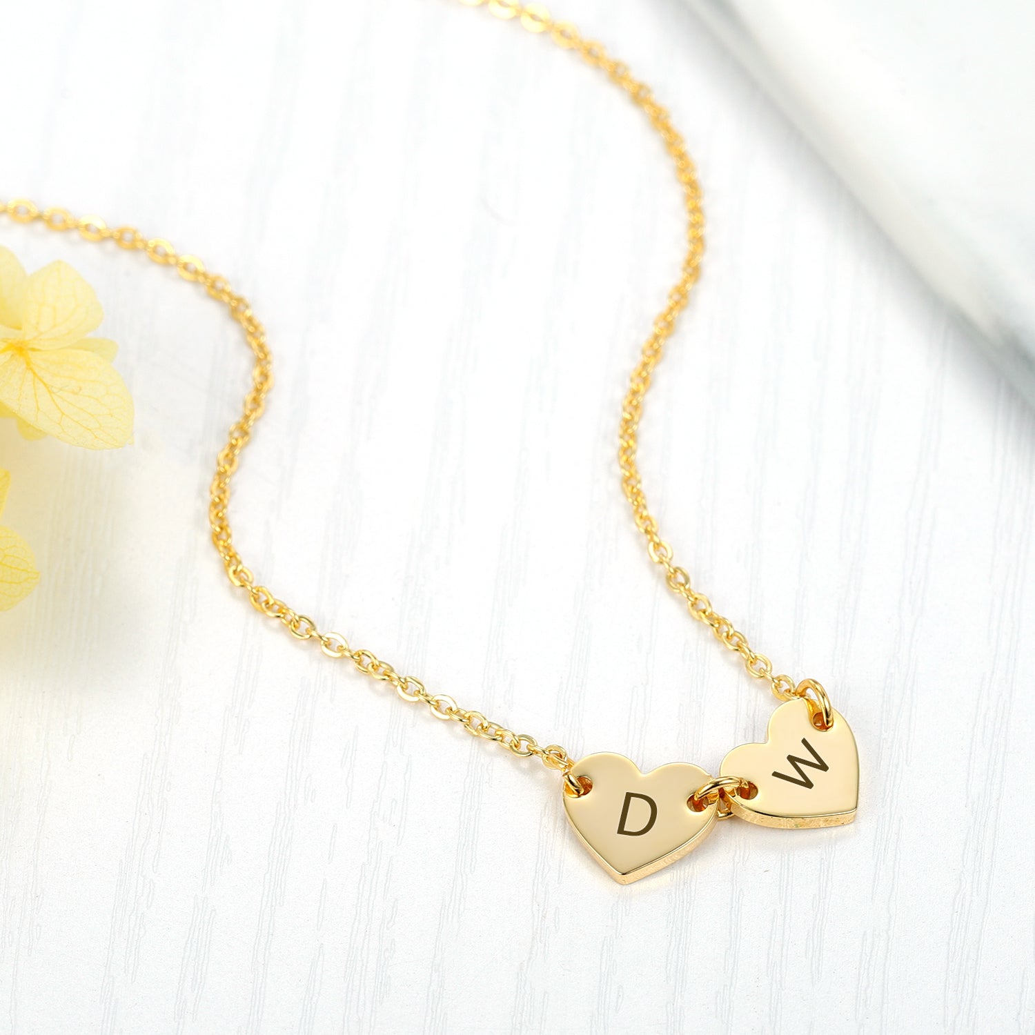 Collier Initiale Coeur Personnalisé - 1 à 8 Initiales Chris