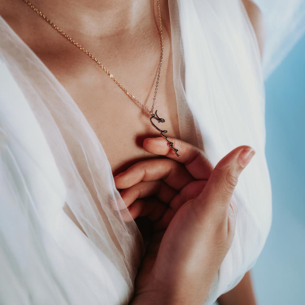 Collier Prénom Vertical Personnalisé Chris