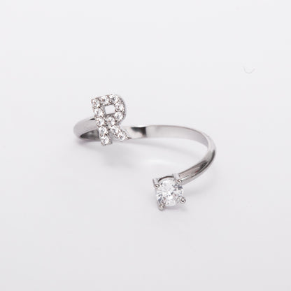 Bague Initiale avec Zircons Cubiques - Taille Ajustable Chris