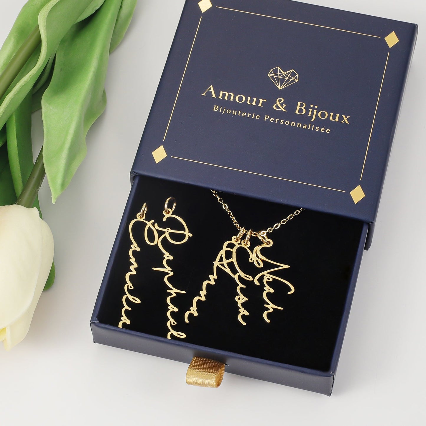Collier Prénom Vertical Signature Multiple - Détachable Chris