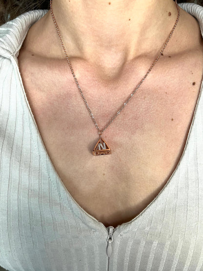 Pendentif Pyramide Strass - 4 Initiales Chris