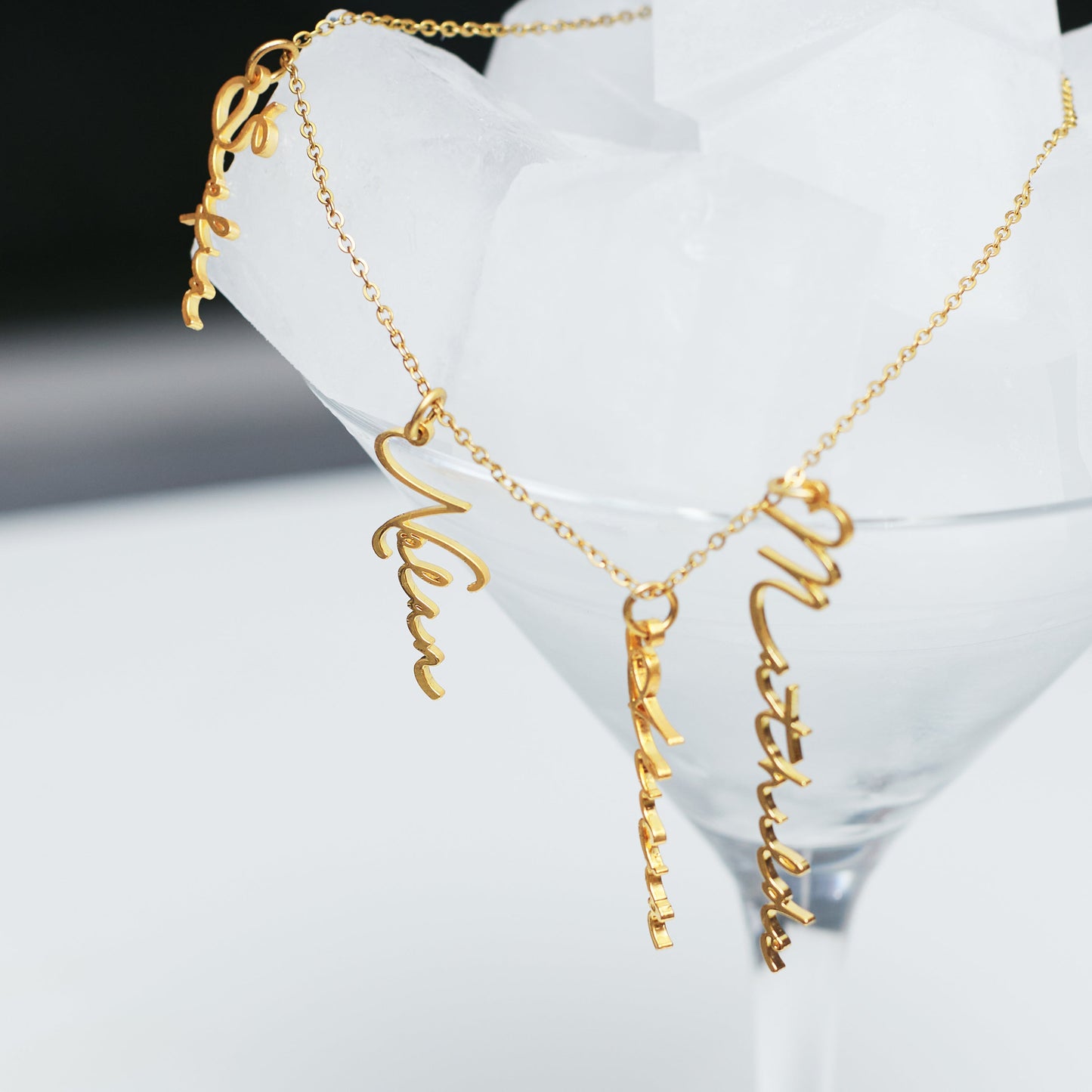 Collier Prénom Vertical Signature Multiple - Détachable Chris